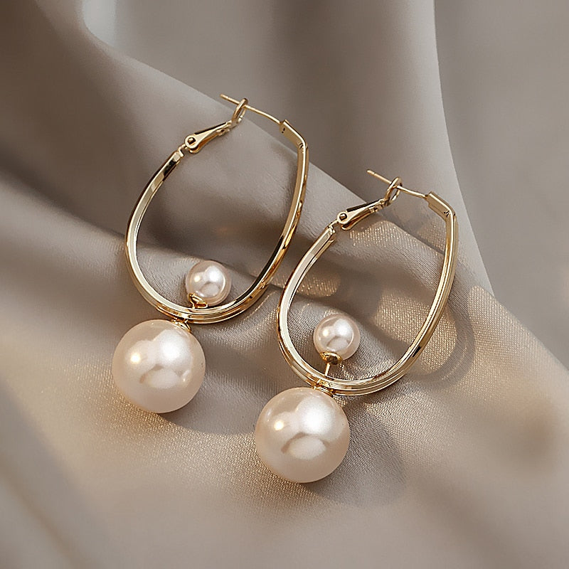 Vintage Charming Pearl Earrings